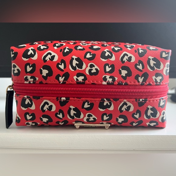 Stella and Dot Animal Print Cosmetic Bag - Picture 2 of 4